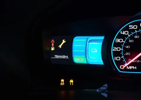 2010 Ford Fusion Hybrid from USA, damaged, VIN 3FADP0L36AR376759